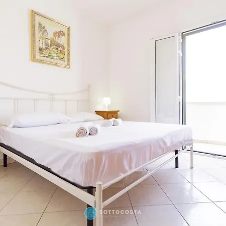 Semesterbostad Leopardi Flat P1 *